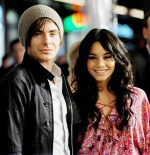 11550351_gal - Vanessa Hudgens and Zac Efron