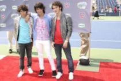 12408016_FKHJFSONR - XxX Jonas Brother XxX