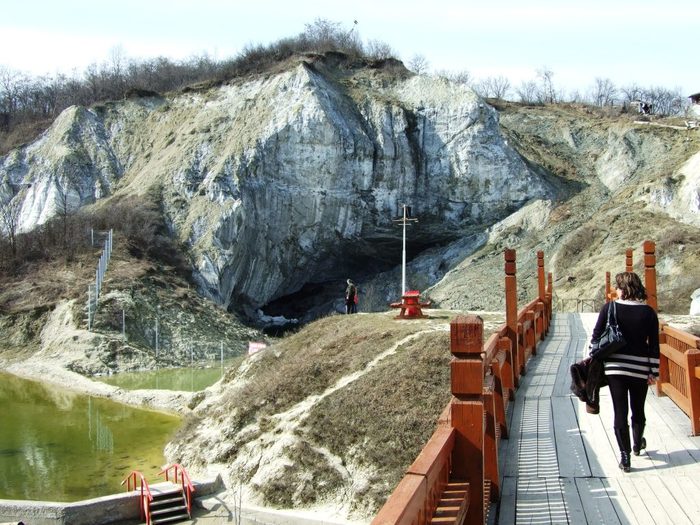 2010 03 20 Grota Miresii si Vulcanii 053