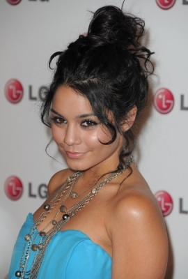 normal_021 - Vanessa Hudgens