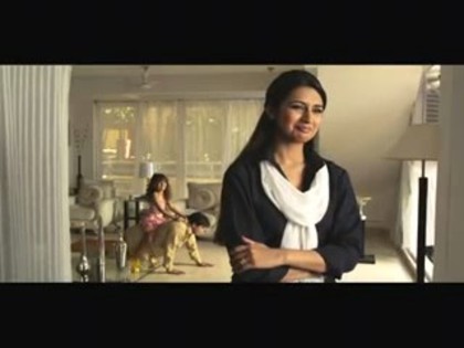 13840245_ZZLLHQBQL - Divyanka Tripathi