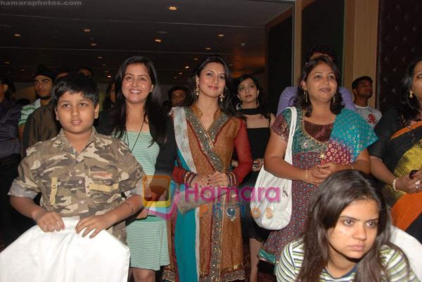 15024066_EUBLOFWOK - Divyanka Tripathi