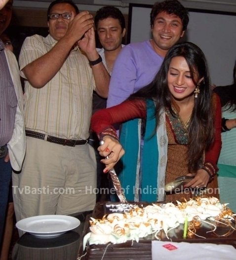 15076967_TEPTLLNEC - Divyanka Tripathi