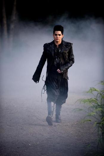 AdamLambert-IIHY-0173