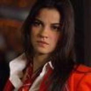 UXHNHIYMYBBCCENTZTH - maite peroni