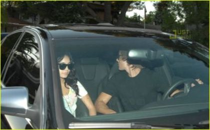 normal_zanessa-truly-outrageous-12