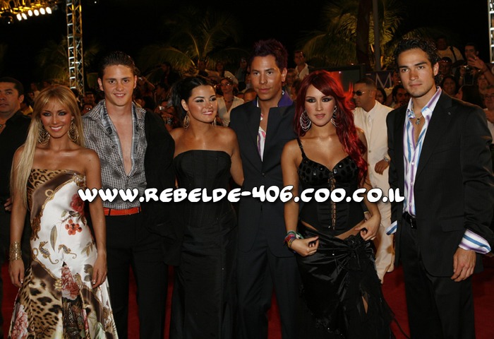 8051ed1bba2zo - dulce maria