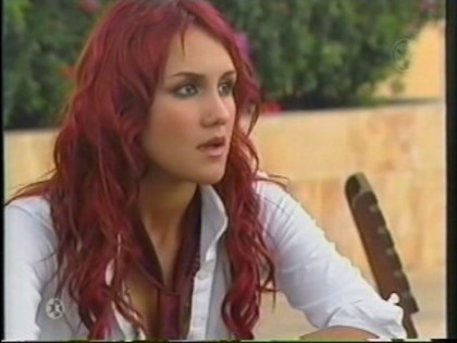 In rebelde - dulce maria