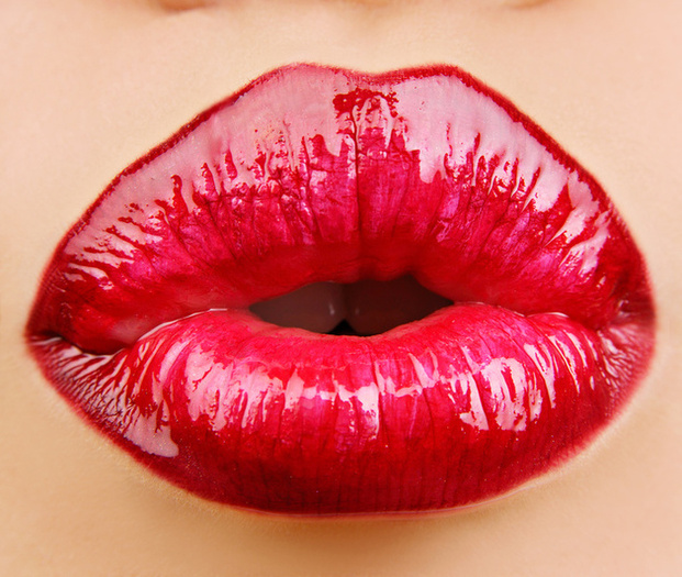 lips red