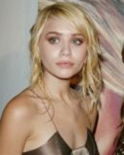 WRLTFXLWKYJVUURRLAG - Ashley Olsen