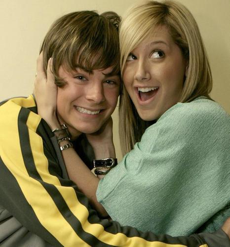 fMBym4886892-02 - club ashley tisdale