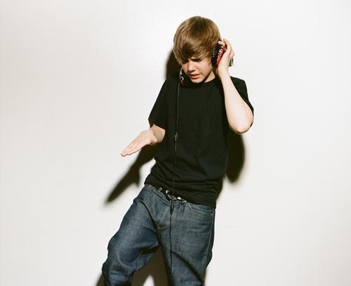 Justin-Bieber_My-World-Album2 - album pentru Annamary