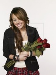 10886865_FQTSWNVHV - poze miley photoshot2