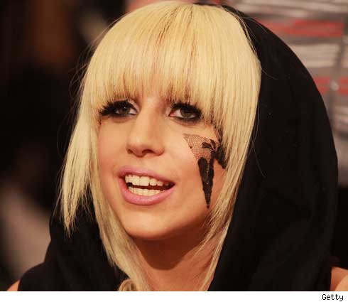 0519_whodat_lady_gaga_reveal_85144934-1 - club lady gaga