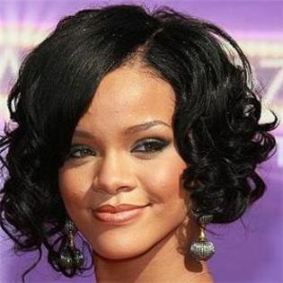 Rihanna 3 - RIHANNA