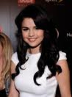 PA69GCASGYK9HCA1ZQUELCA7EHCN2CAEHD1Y7CA3WWNK2CAQ0BQRKCAWA1TJLCAE6P0E9CA4WI1YVCAWKHLNKCA199TG1CA0NIXB - selena gomez