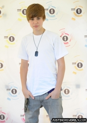 normal_BBC1_Radio_Bieber_6 - 0_0 Radio 1s Big Weekend 0_0