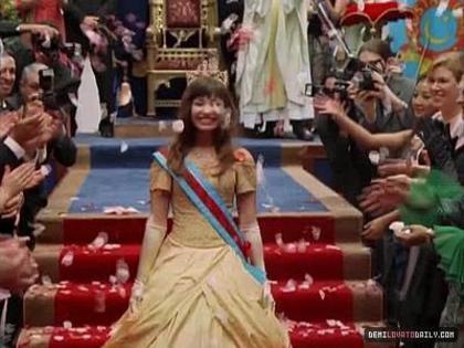 OTVTWWDLZDRCTSIWWLQ - Programul de proctetie al printeselor