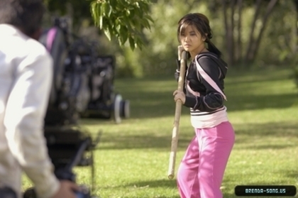 15439608_RIDVUZZNH[1]