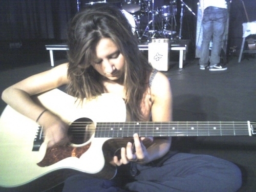 ash (35) - Ashley Tisdale