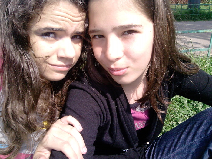 deeutza sweer (21) - Eu-Andreea