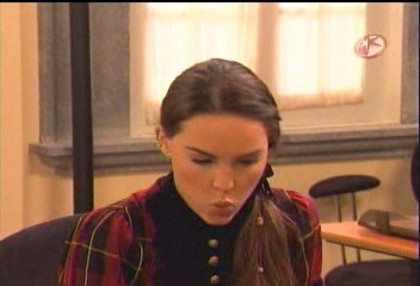 BelindaPhotosCom_Caps_Capitulo_5_(550) - Cameleonii