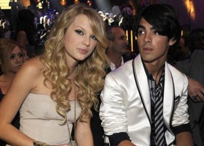 Taylor Swift cu Joe Jonas -Love