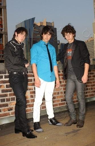 l_2e2f1a27b27f47e9be30dc0429900543