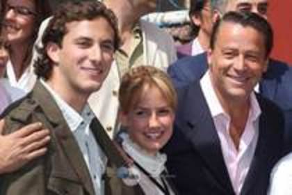 VIIGTBWVUTYLPVIRMVL - in numele iubirii