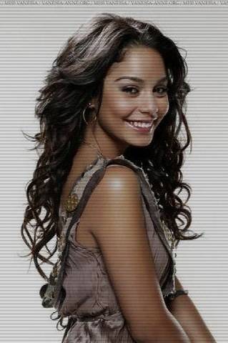 ZCMXHUXGOEVVKZLLZWS[1] - Vanessa Hudgens
