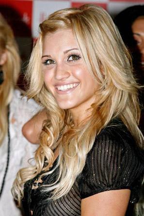 Ashley_Roberts_1250785093_3 - ashley roberts