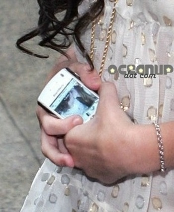 3473_miley phone