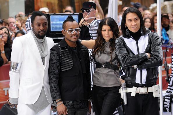 The_Black_Eyed_Peas_1247828096_4 - the blak eyed peace