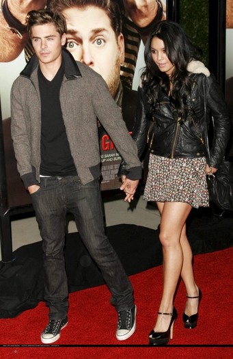 Vanessa Hudgens (1) - x - Vanessa Hudgens