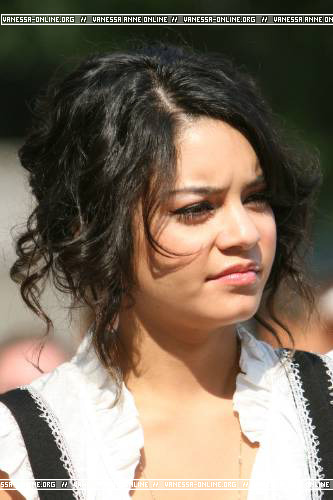 Vanessa Hudgens (27)