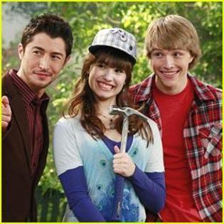 Sterling_Knight_1249672899_4 - Sterling Knight