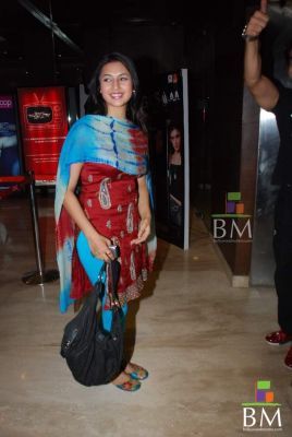 aladin-movie-premiere__133910 - poze noi divyanka