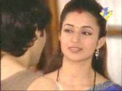 XJURNDKJCCXLAHTHIDM - divyanka tripaty