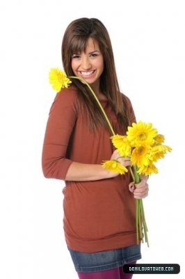 15386564_BZDNJVEDO[1] - Demi Lovato