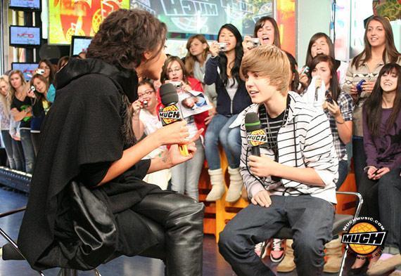 Justin_Bieber_1260102782_1 - poze cu justin beiber