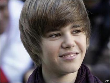 Justin_Bieber_1267178320_3 - poze cu justin beiber