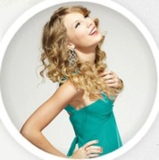 14965381_QNNGMYPDE - taylor swift