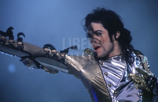 thumb_612_x_0_0-157814-mj1997