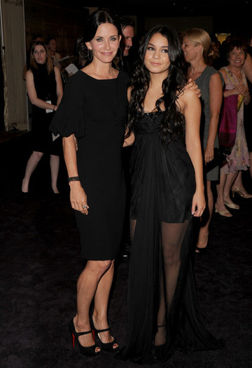 2010+Women+Film+Crystal+Lucy+Awards+New+Era+AZJSjVKRdWxl