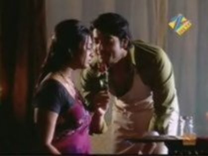 EARBHQHWMBAHZBBNXXC - divya and amar