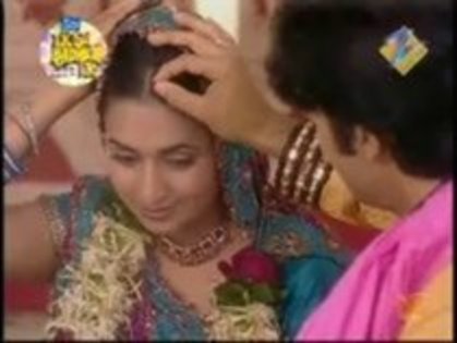 LVGOXARCUPSKRWCUKFJ - divya and amar