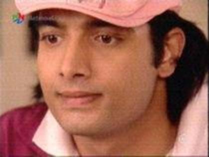 OTDAYBASNTXRQTUESJZ - divya and amar