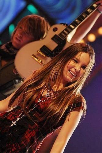 Belinda_1259471346_0 - Belinda