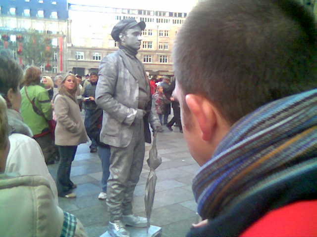 statuia vie din fata Domului, KOLN - MINUNATII ALE LUMII