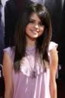 imagesCAYW2HLQ - selena gomez